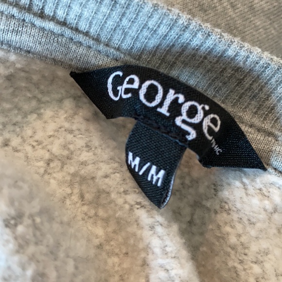 3 for $20 💜 GEORGE Camo Crewneck Sweater - Picture 3 of 4